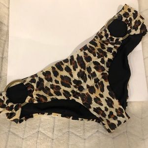 New Victoria's Secret bikini bottom size M